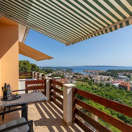 Apartament Beautiful In With Wifi Palit