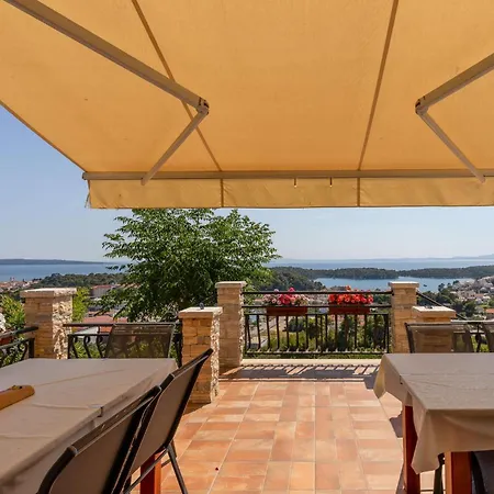Beautiful In With Wifi Apartament