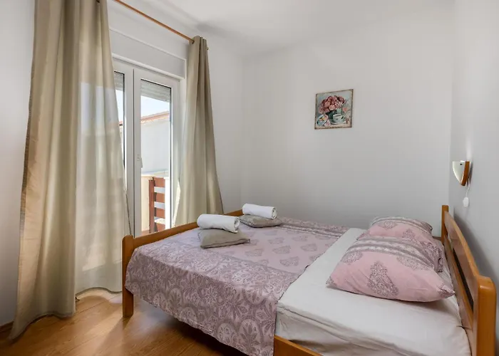 1 Bedroom Gorgeous In Palit