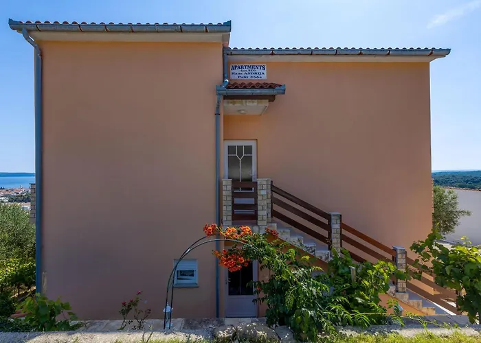 1 Bedroom Gorgeous In * Palit
