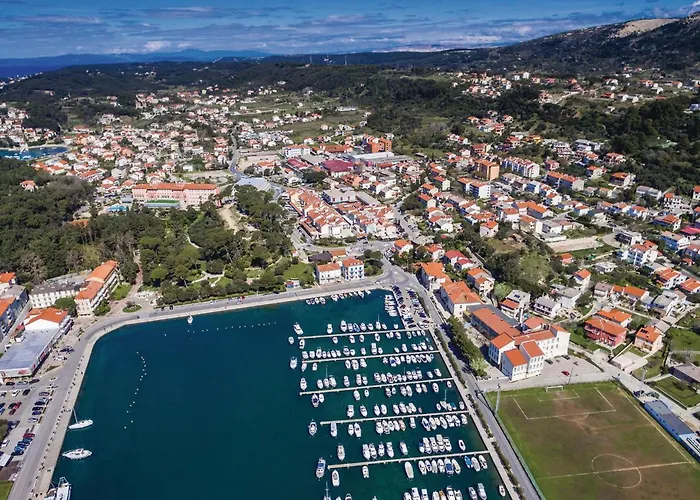 1 Bedroom Gorgeous In Apartament